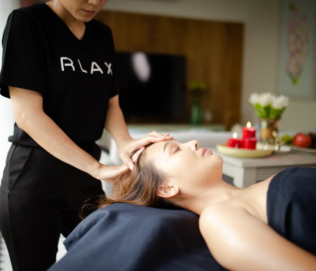 Facial Acupressure and Head Massage Facial Acupressure and Head Massage